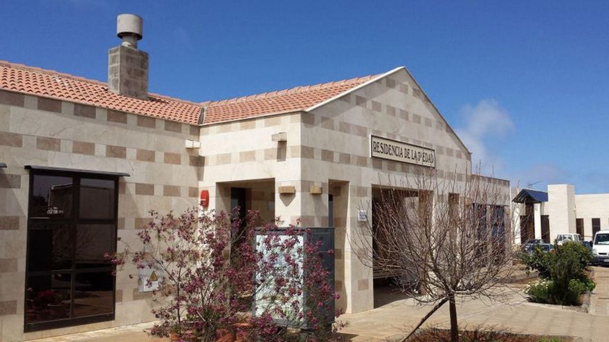 Las concejalas de Servicios Sociales de Puntallana y Puntagorda también figuran en la lista de vacunadas