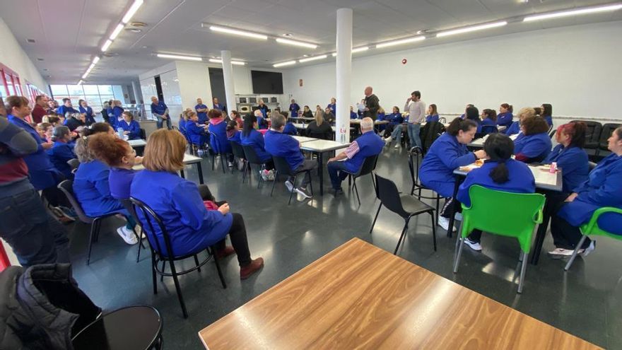 CCOO y UGT pedirán a la Inspección de Trabajo "que informe desfavorablemente" el ERE de Calzados Pablo