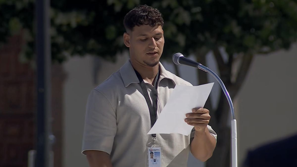 Jalil cuenta su historia al Papa: "Traté de llegar a Canarias dos veces, en el primer intento murieron 20 personas"