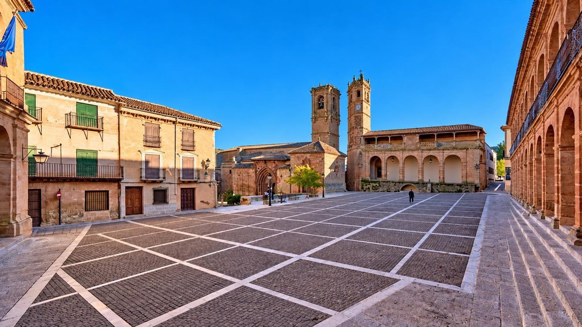 Entre Albacete y Jaén: la villa renacentista para recorrer a pie y famosa por su gazpacho manchego