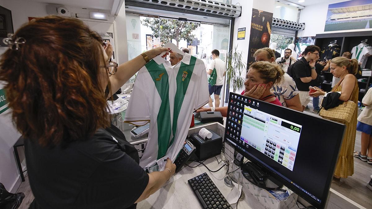 Salen a la venta las camisetas del Córdoba CF para la temporada 26-27