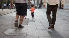 Hombre, gay y padre: "Habíamos reprimido el deseo de tener hijos porque la ley nos lo impedía"