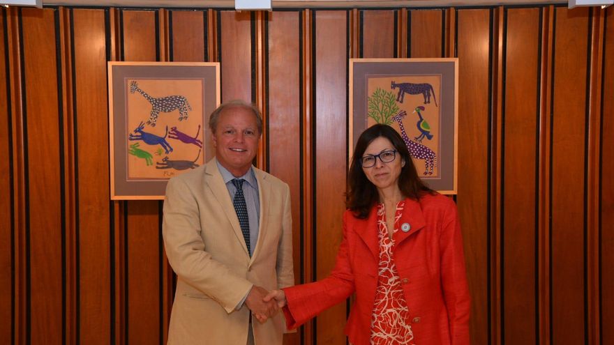 Silvina Batakis se reúne con empresarios e inversores antes de emprender el regreso