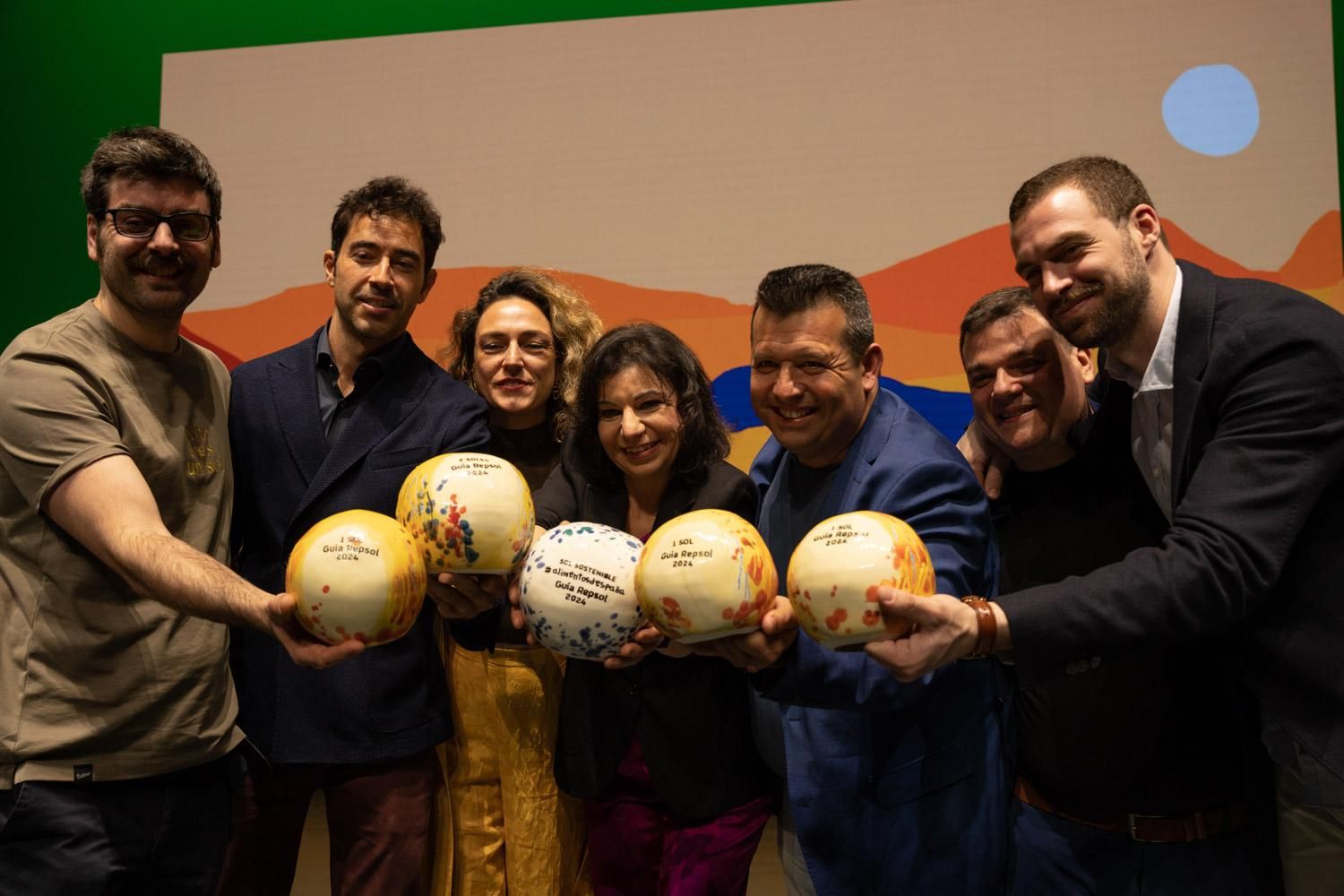 Celebración de los chefs murcianos triunfadores con sus respectivos Soles