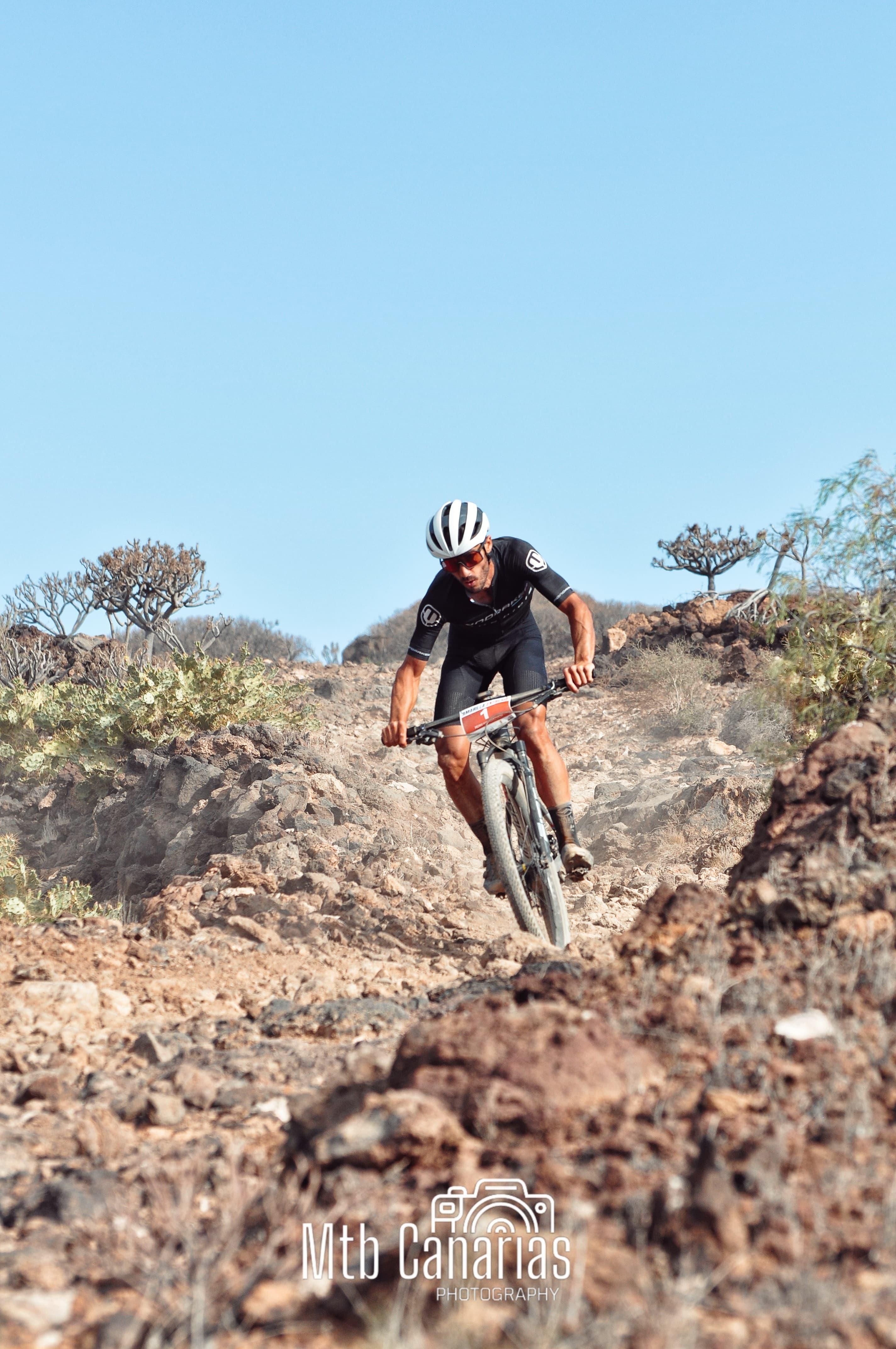 El ciclista palmero Pedro Rodríguez logra el tricampeonato de MTB de Canarias en una misma temporada.