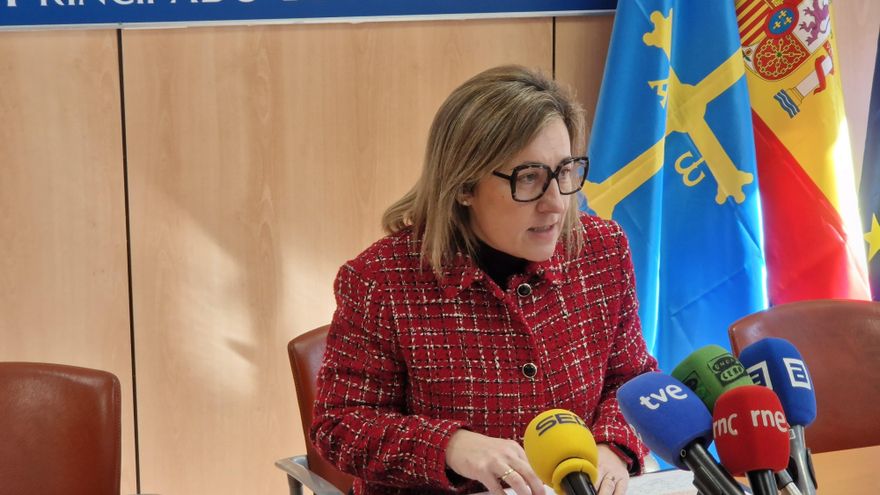 Asturias regulará el uso de dispositivos electrónicos en las aulas para garantizar el equilibrio entre papel y pantallas