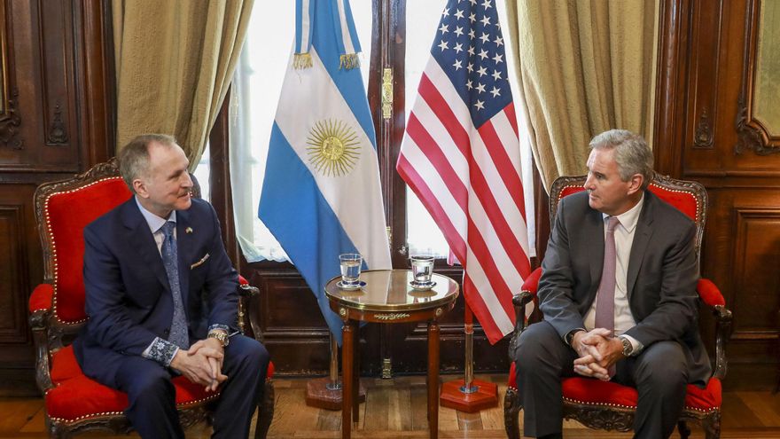 Milei firmó un pacto desequilibrado con Trump, mientras Rocca le pide política industrial y crece el contrabando