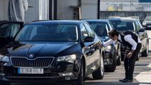 Varios VTC estacionados