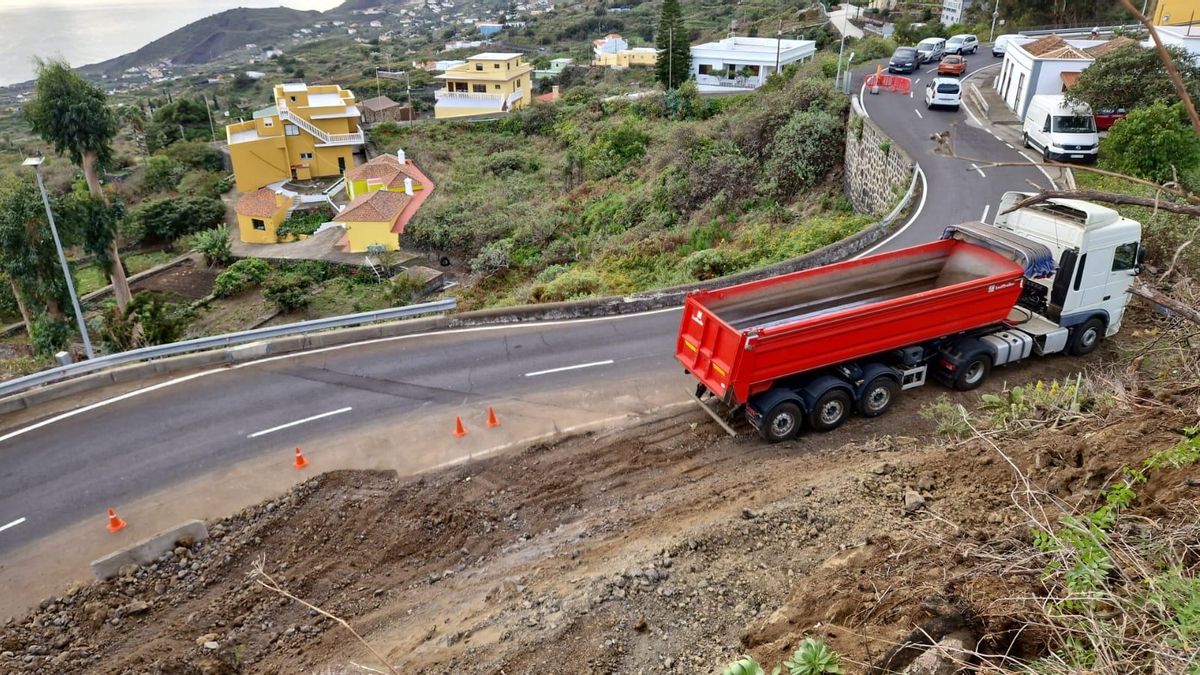 Obra  de mejora de la seguridad de la carretera LP-206 en la zona de La Rosa  (Villa de Mazo).