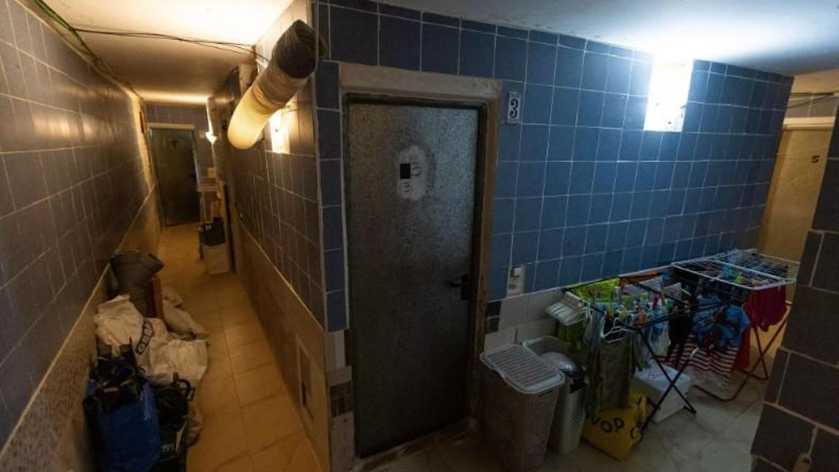 Desnonen una mare i el seu fill d'un dels infrahabitatges llogats il·legalment per un policia local de Palma