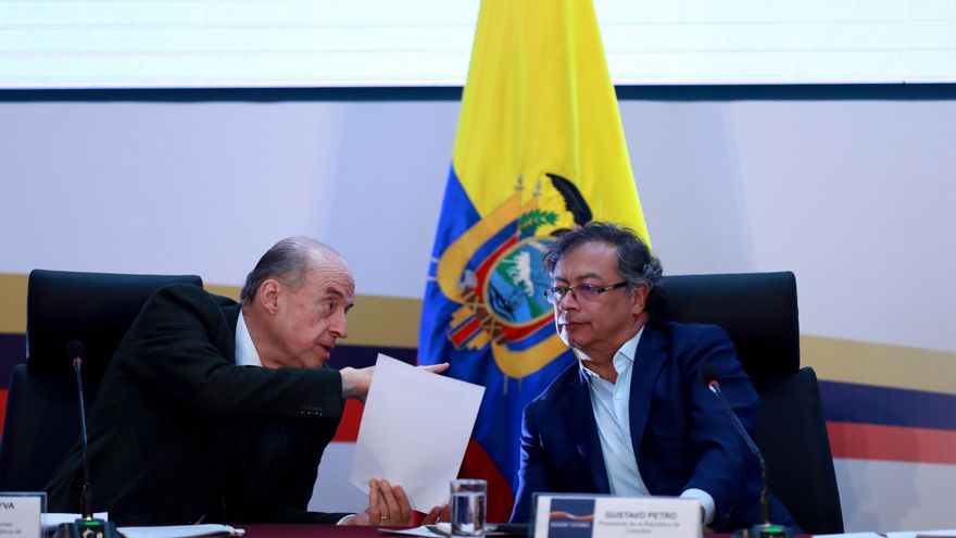 Petro denuncia penalmente a su excanciller por conspiración para sacarlo de la Presidencia