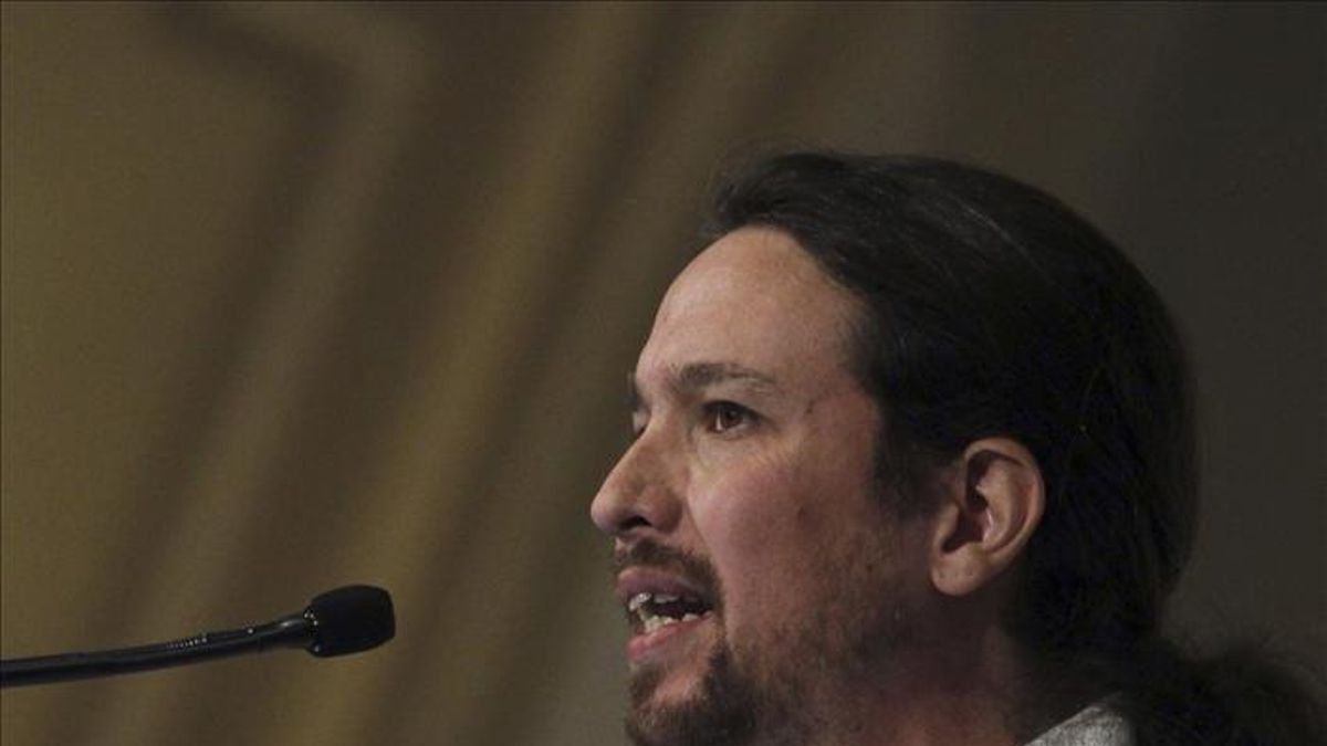 Víctimas de terrorismo piden a Iglesias que rectifique o renuncie a su escaño