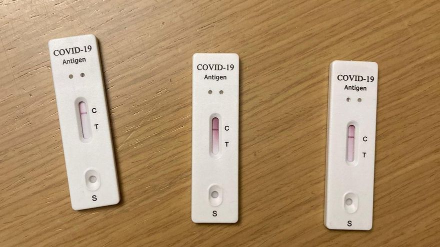 Archivo - Test de antígenos con resultado negativo