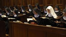 Fotografía cedida por la discográfica Odradek Records de las monjas de clausura que han accedido a grabar durante tres años sus cantos gregorianos.