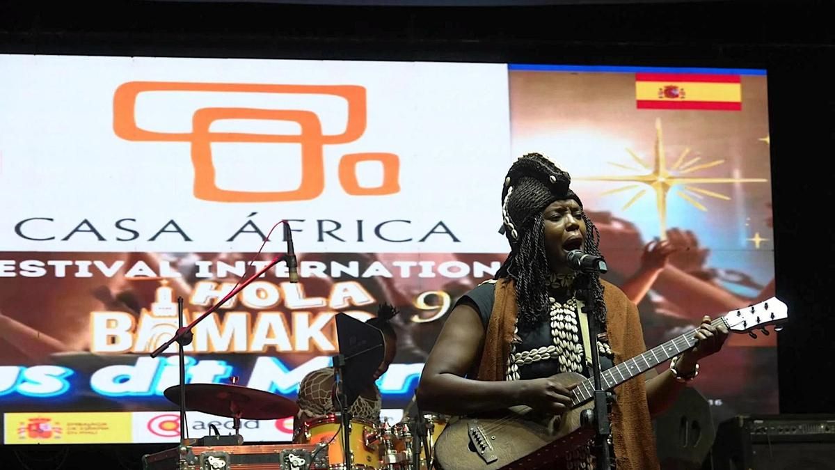 Virginie Dembelé inaugura el camino hacia WOMEX Gran Canaria 2026 con un concierto gratuito en el Parque Doramas