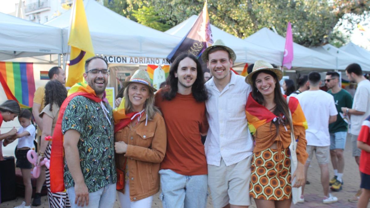 Todo el mundo es bienvenido en la fiesta del Orgullo de Sevilla
