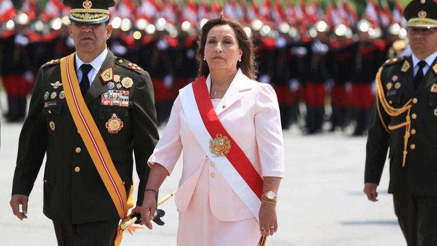 La nueva presidenta de Perú pide dejar atrás la confrontación y los "hechos que quisieron quebrar la democracia"