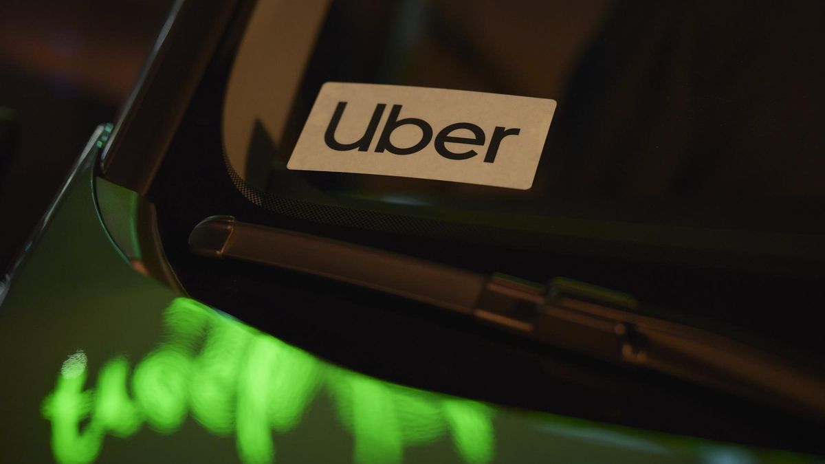 Uber desembarca por sorpresa en Donostia este miércoles con licencias concedidas en Bizkaia