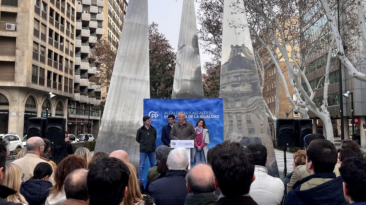 Acto de lectura del Manifiesto por la Igualdad de los Españoles en Zaragoza.