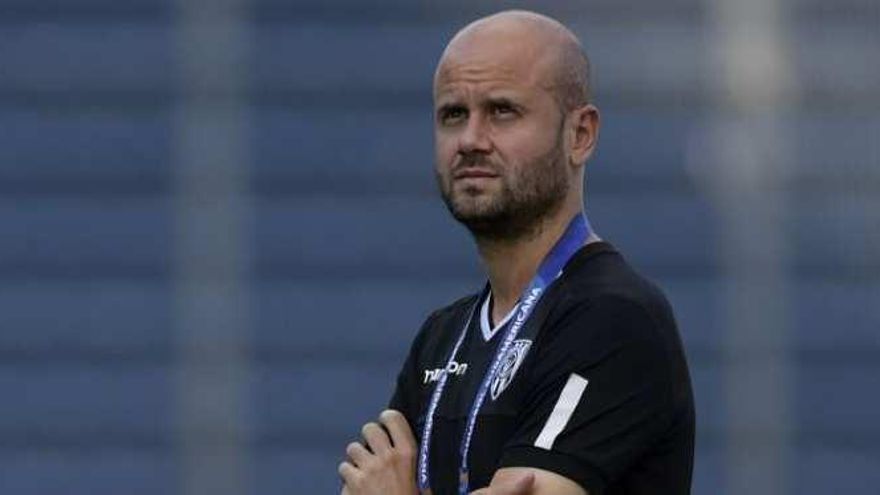 El grancanario Miguel Ángel Ramírez, presentado como nuevo entrenador del Internacional  de Porto Alegre