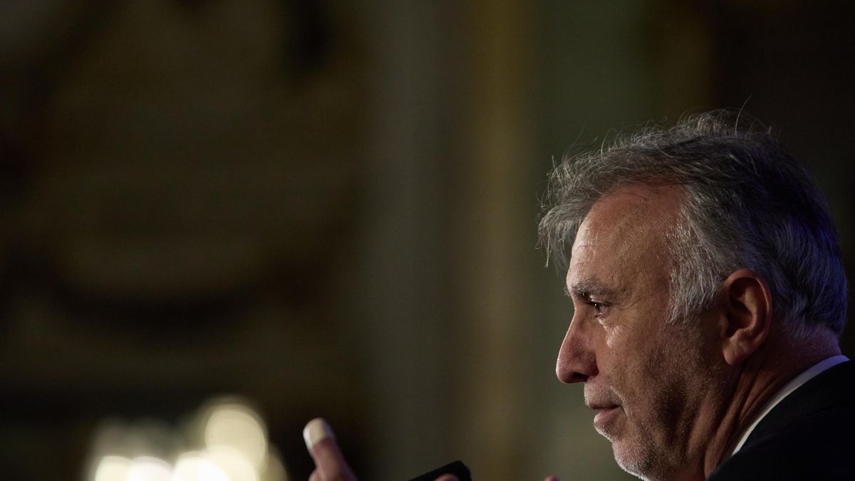 Archivo - El presidente de Canarias, Ángel Víctor Torres