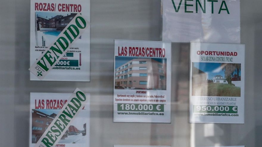 Seis relatos de rabia y precariedad para encajar el tetris de la vivienda en Madrid: “Ese zulo costaba 100 euros menos”