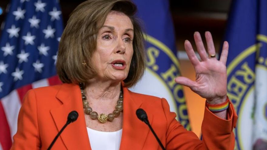Pelosi se queja de que el Congreso de EE.UU. no fuera informado del ataque en Irak