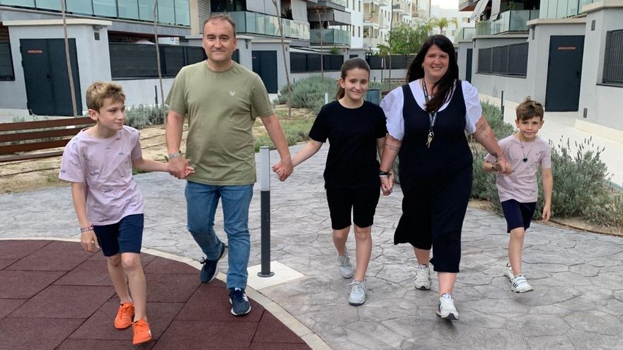 Tres niños de Sevilla y una carrera contra el tiempo para detener una enfermedad rara