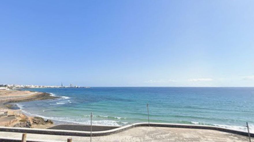 Una mujer, encontrada flotando boca abajo cerca de la costa de Fuerteventura
