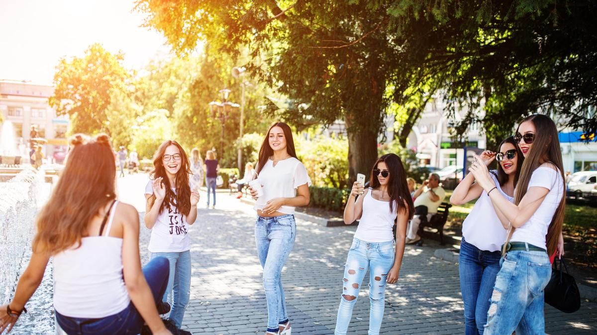 Farmear aura: en qué consiste la tendencia viral que está por todas partes