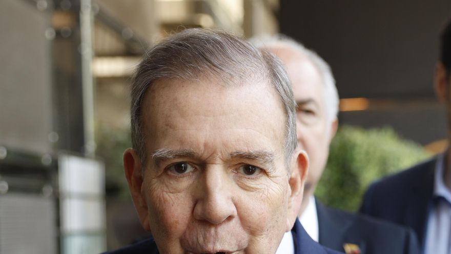 Hija de González Urrutia informa de audiencia preliminar a su esposo, preso hace 155 días