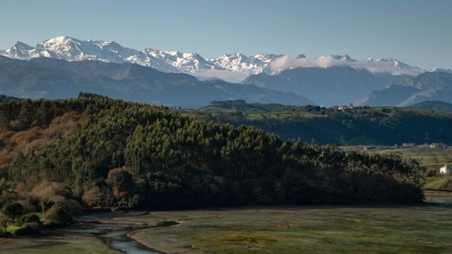 Imagen de los Picos de Europa en su vertiente cántabra.