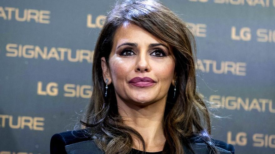 Mónica Cruz, operada tras sufrir un accidente doméstico: "Cuidado con los cuchillos"