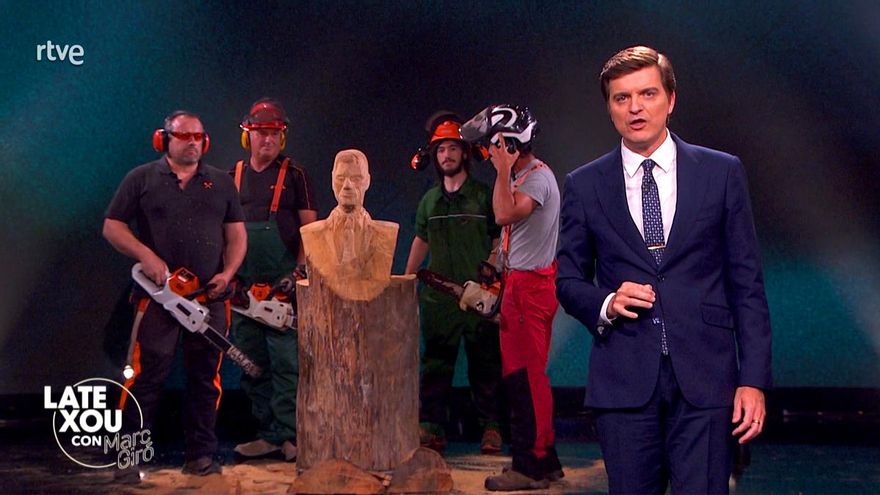 Marc Giró ironiza en 'Late Xou' con unas motosierras, pero que no son las de Vox: “Esto del sanchismo adónde va a llegar”
