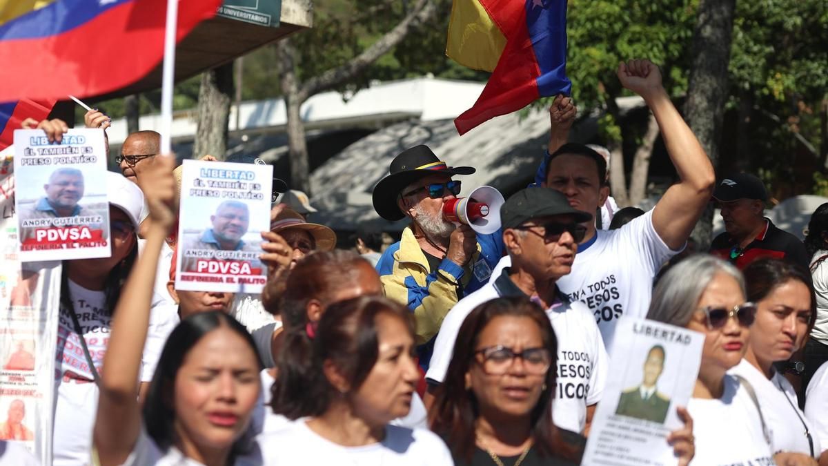 El Parlamento de Venezuela aplaza para la próxima semana el debate final de ley de amnistía