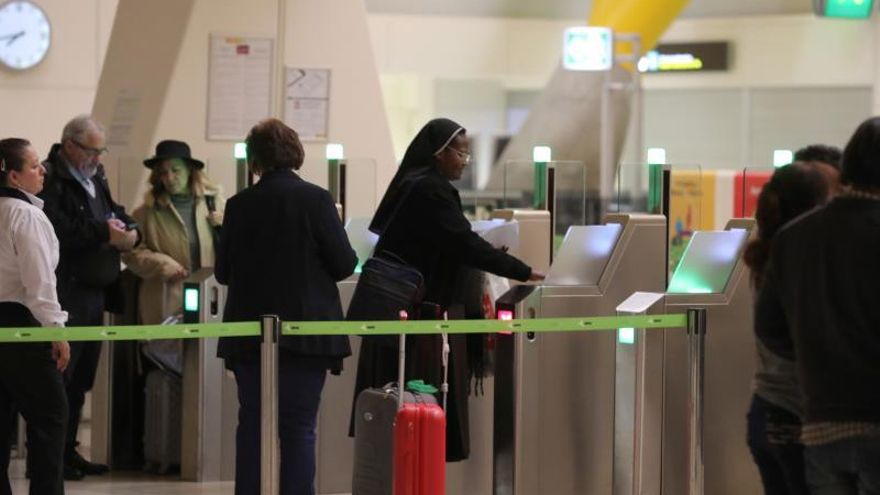 El tráfico de pasajeros en la red de Aena crece 4,4 % en 2019 y marca récord