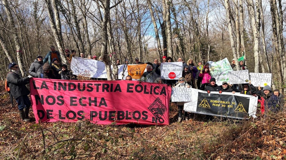 Vecinos de Campoo ponen en marcha un proyecto para rechazar los eólicos: "Los campurrianos defendemos nuestra tierra"