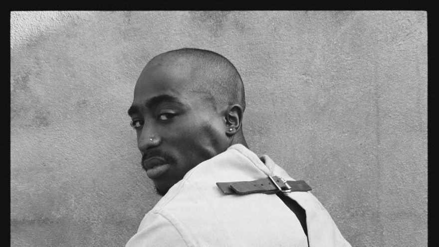 La justicia busca esclarecer el asesinato del rapero Tupac Shakur hace 30 años