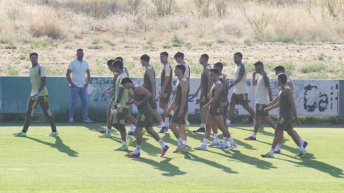 Primer entrenamiento de pretemporada del Córdoba CF, en imágenes
