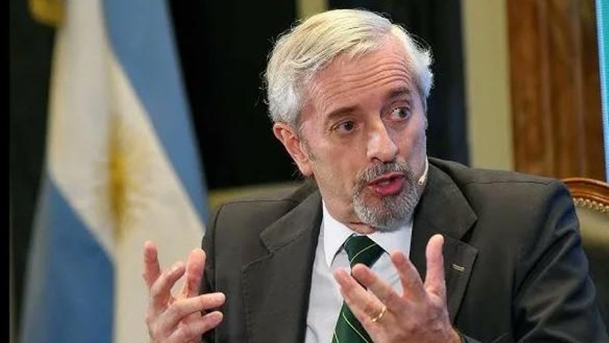 Carlos Casares presentó su renuncia al ENARGAS el 21 de enero de 2026.