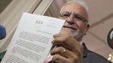 El juez imputa a Cotino por los contratos de la visita del Papa