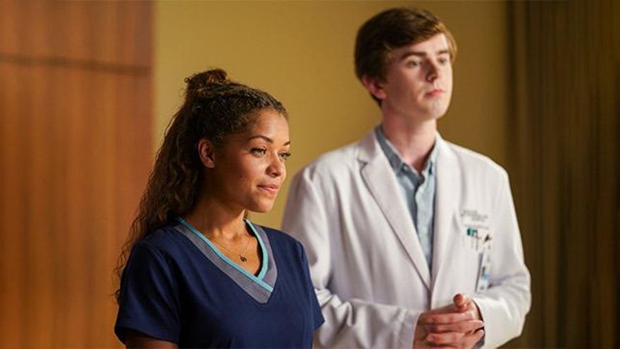 Claire (Antonia Thomas), uno de los principales apoyos de Shaun en 'The Good Doctor'.