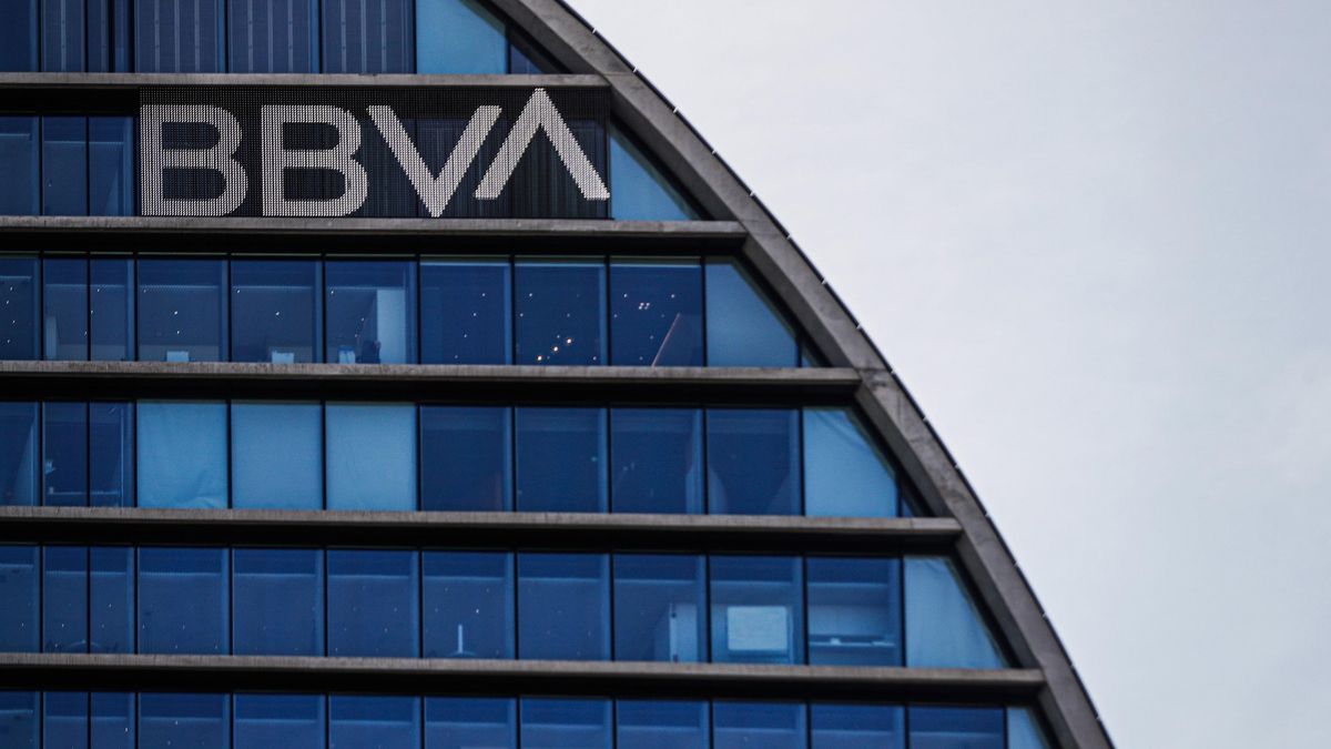 Fachada de la sede corporativa del BBVA.