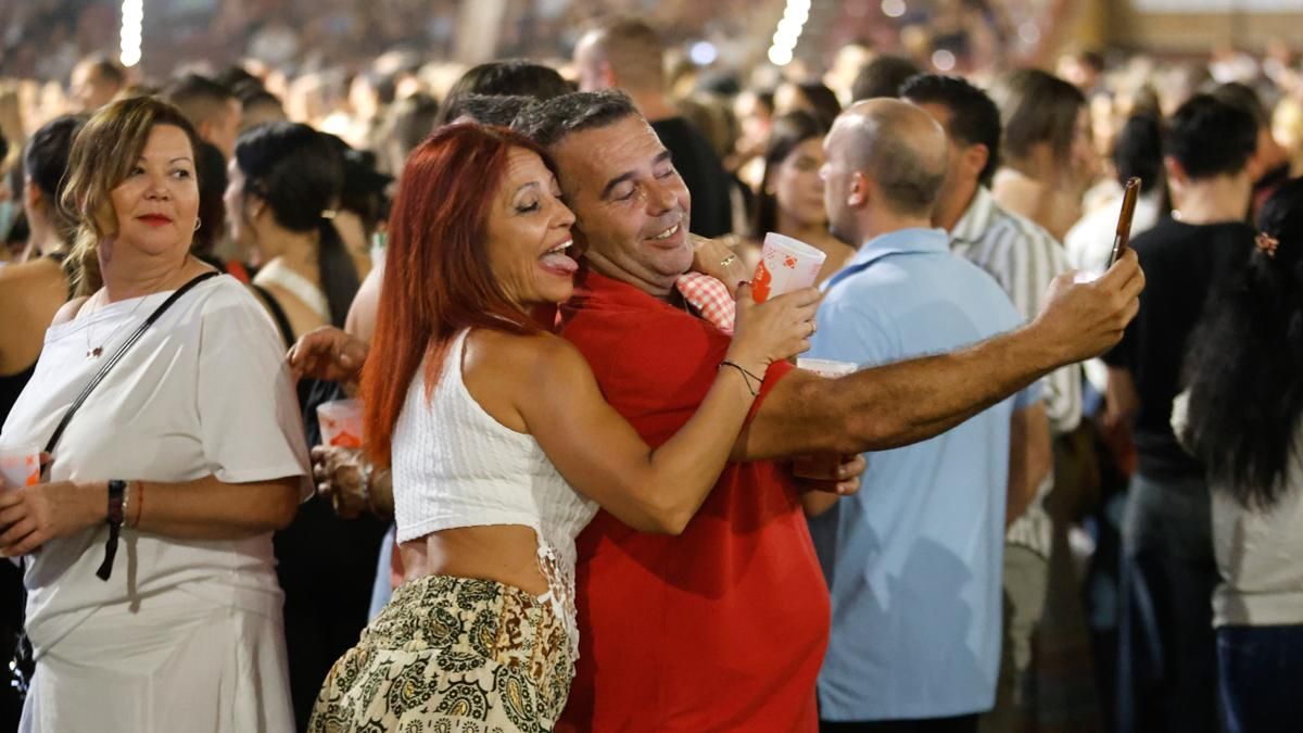 El concierto de Galván Real en la plaza de toros de Córdoba, en imágenes