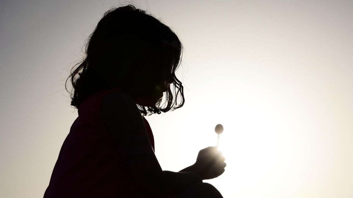 El costo de criar a un hijo superó los $676.000 en marzo y profundiza la brecha con los salarios