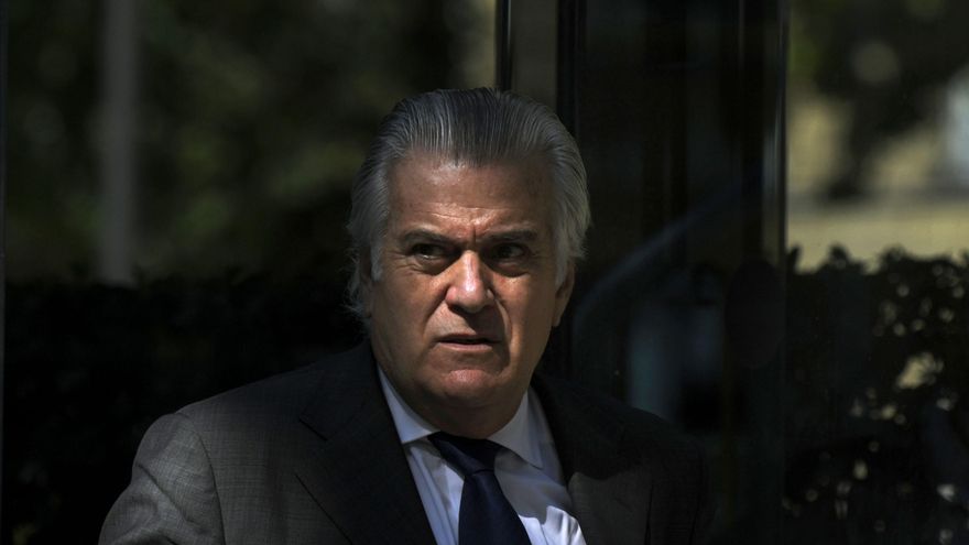 El extesorero del PP Luis Bárcenas, a su salida de la sede de la Audiencia Nacional, después de comparecer el pasado 16 julio de 2021.
