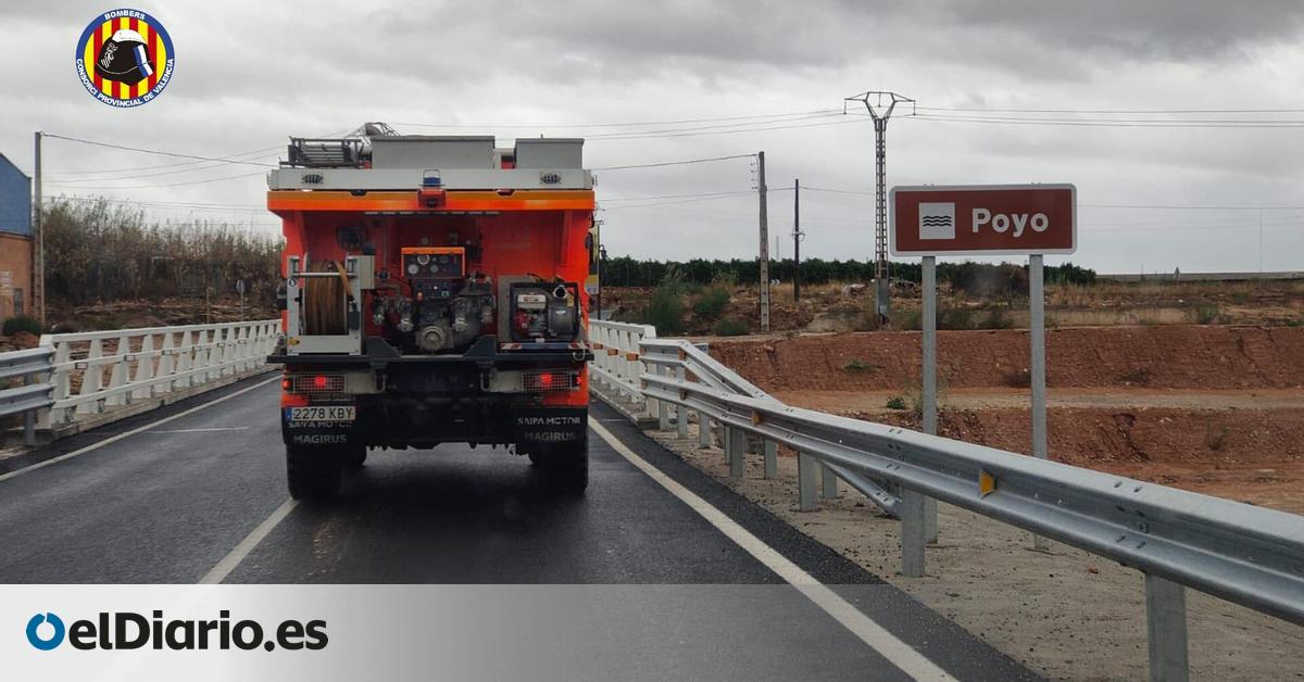 El envío ahora de decenas de bomberos a controlar el barranco del Poyo desmonta el intento de la Generalitat de culpar a la CHJ