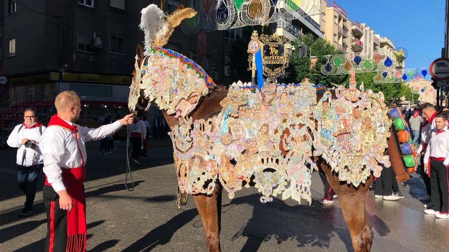 Los bordados del caballo Laurel