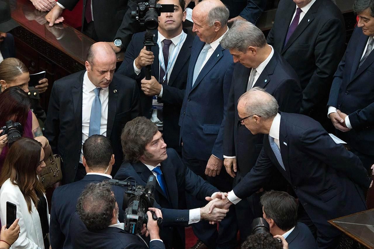 MIlei y los jueces de la Corte, el domingo en la Asamblea Legislativa.