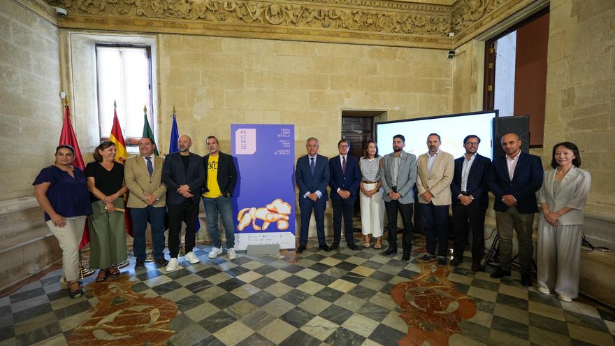 Presentación del cartel de la Feria del Libro 2025 de Sevilla.